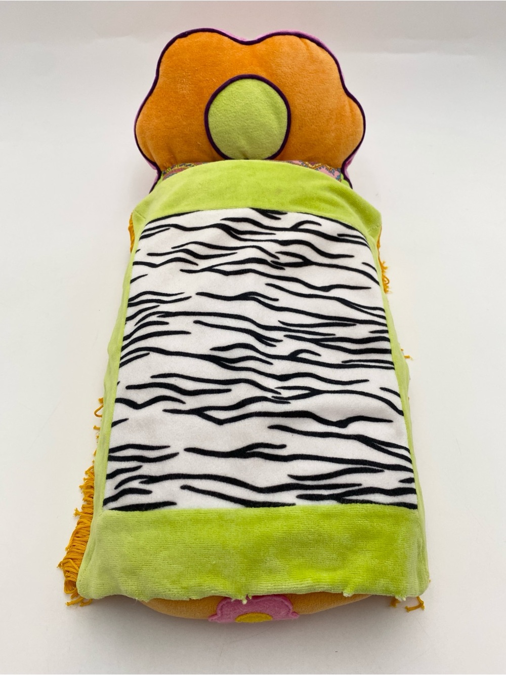 2000 Groovy Girls Manhattan Toy Plush Bed with Blanket Flower Power